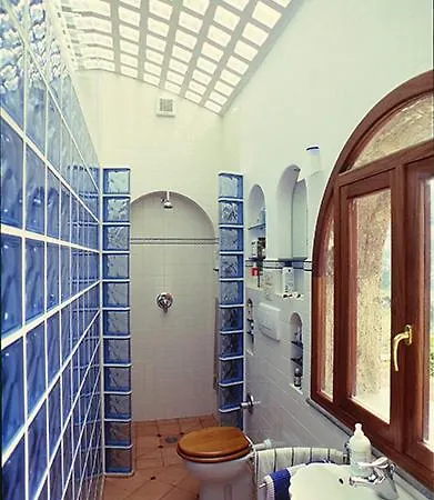 Secret Garden In Nocelle Villa *