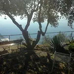 Secret Garden In Nocelle Villa *