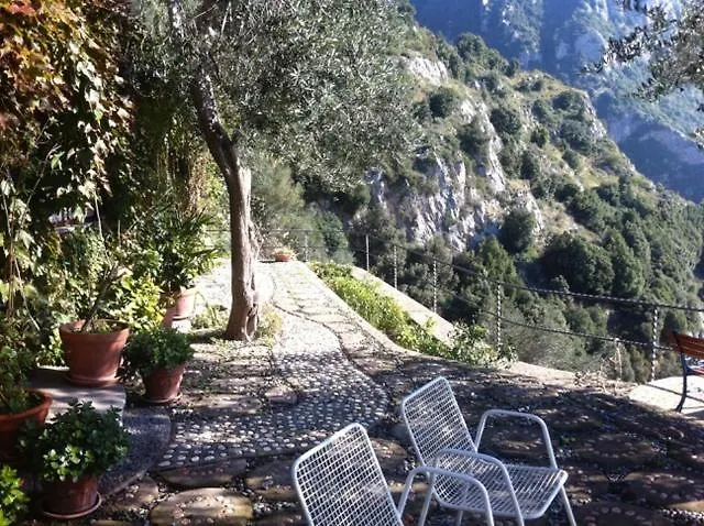 Vila Secret Garden In Nocelle Positano